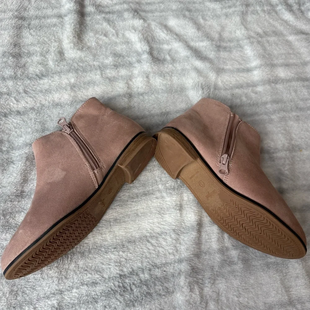 Cat & Jack‎ Tan Kids Boots